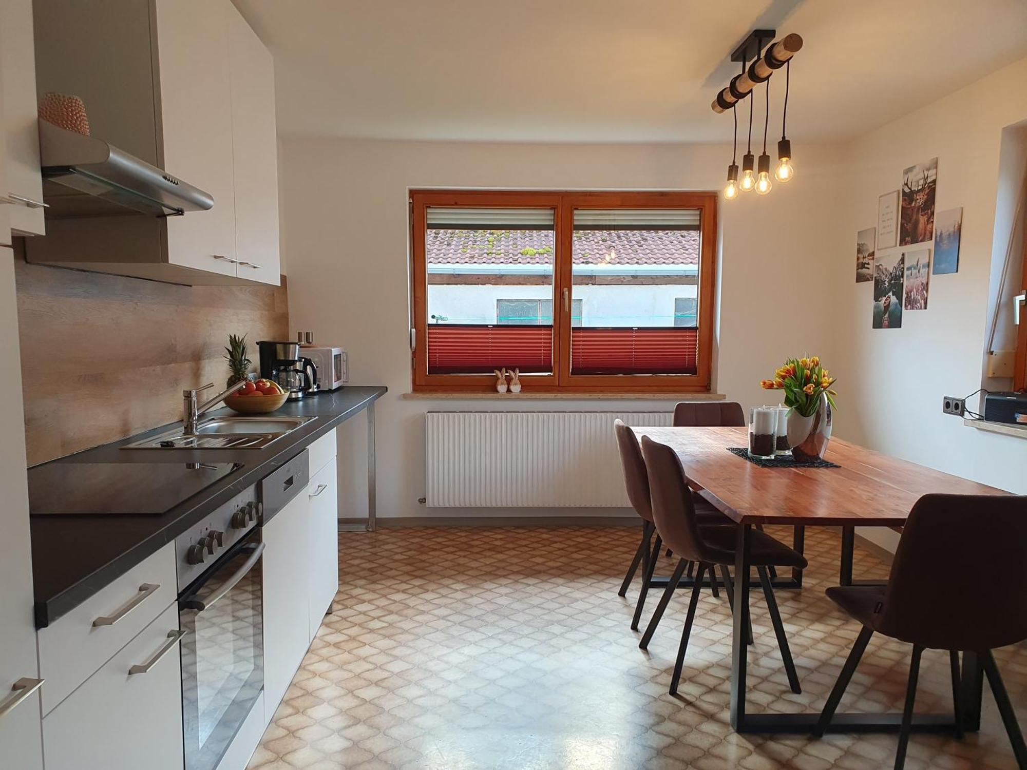 Lechufer, 80M2, Haushaelfte Mit Privatem Eingang, Kaminofen, Terrasse, Garten Pinswang Eksteriør bilde